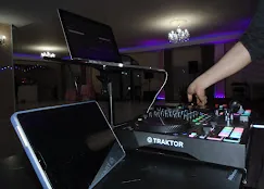 Portofoliu foto eveniment cu lumini profesionale